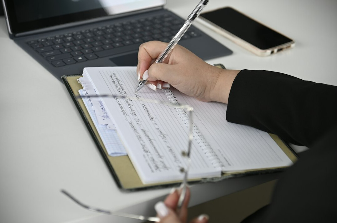 investigative reporter writing