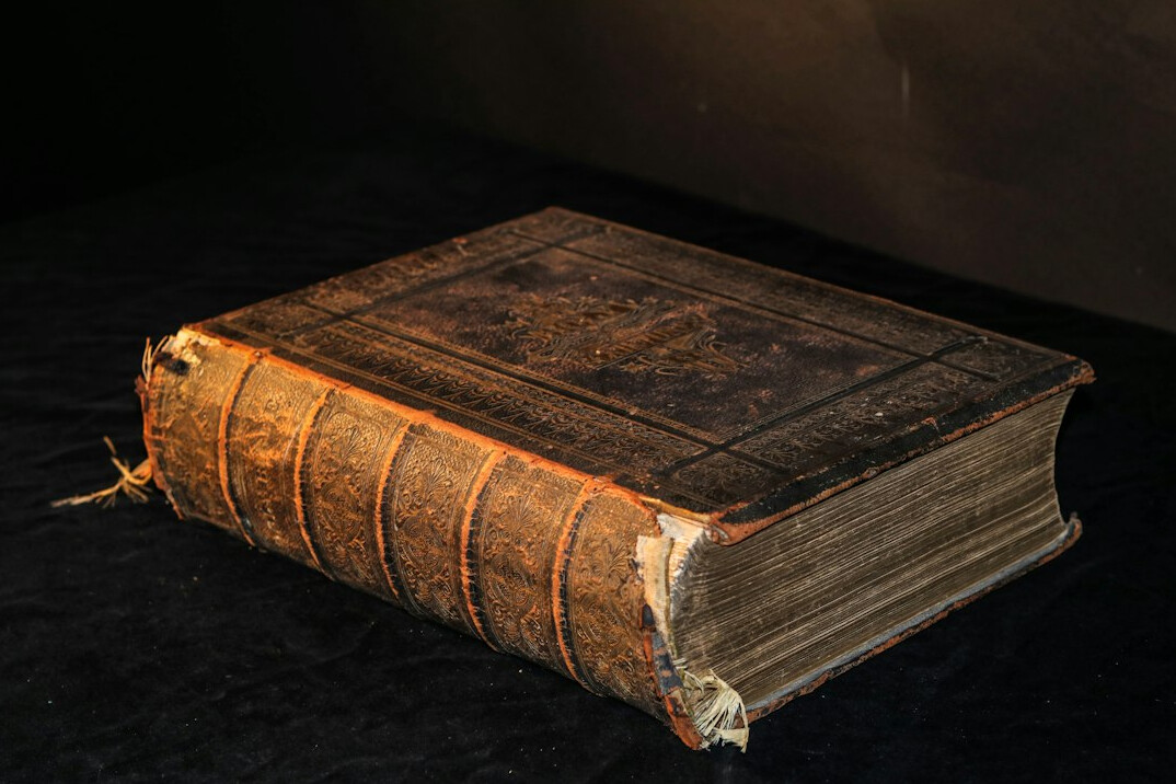 historical facts book